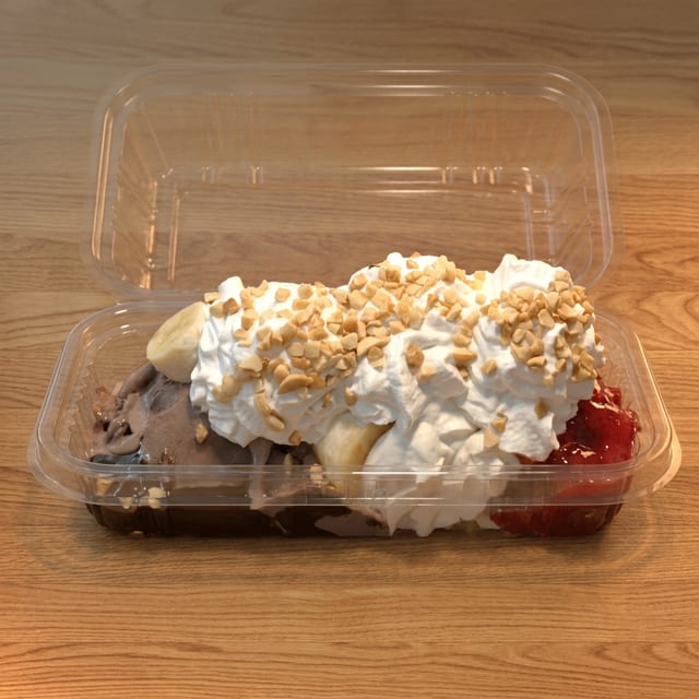 Vegan Banana Split.